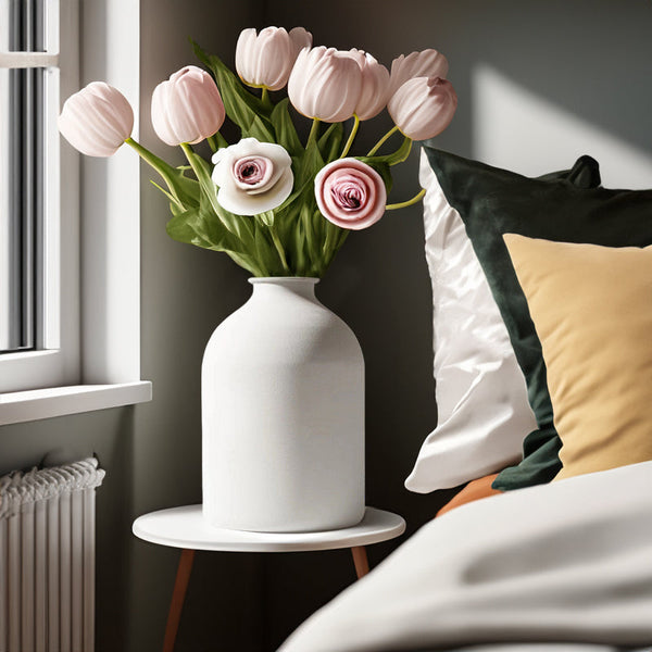 Matte Black Metal Vase for Dried Flowers Home Decor